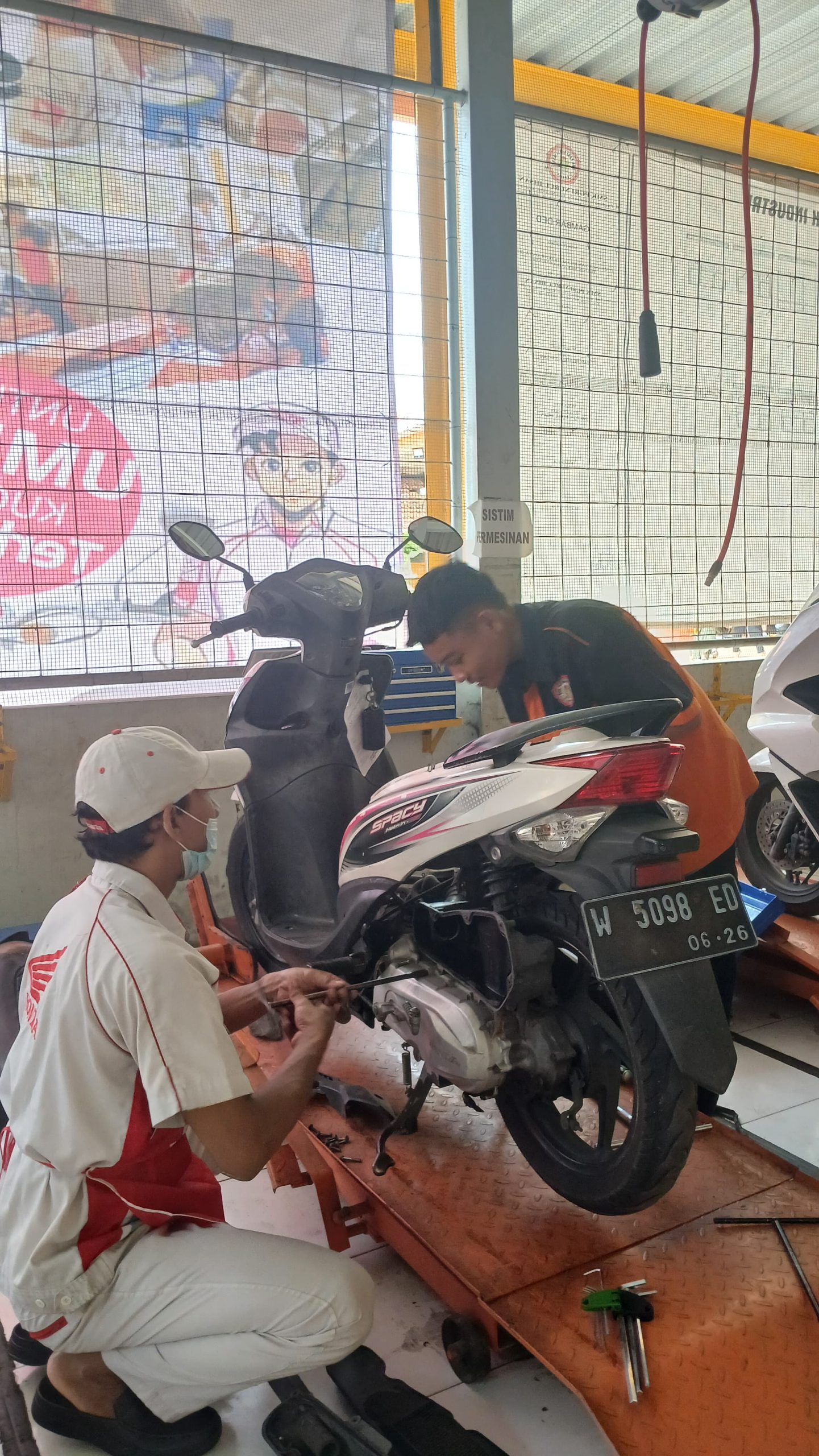 WhatsApp Image 2025-04-30 at 08.40.57